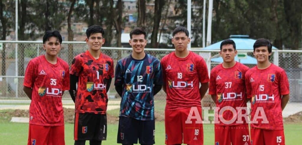 Alianza UDH promueve 6 juveniles al primer equipo