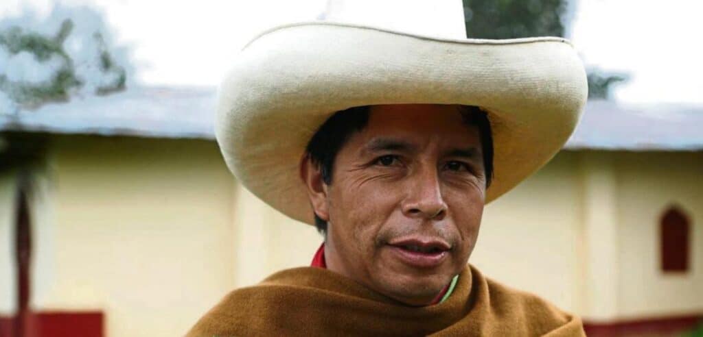 Pedro Castillo sufriría de enfermedad estomacal tras mala alimentación en el penal