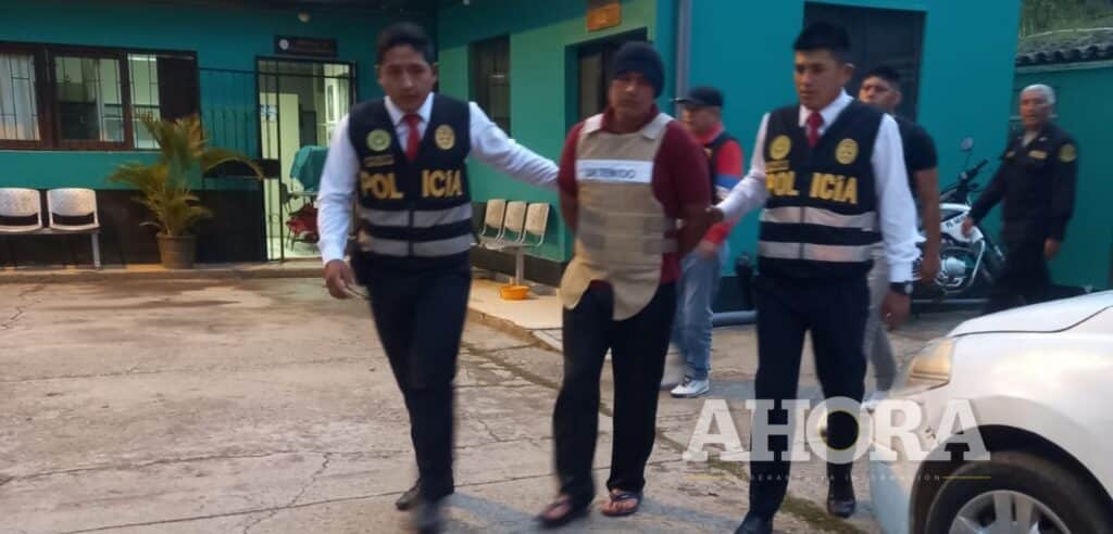 Envían a prisión a sujeto acusado de violar repetidamente a su hija