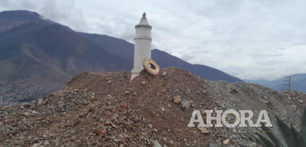 Ejecución del anillo vial dejó toneladas de desmonte en plaza de Loma Blanca