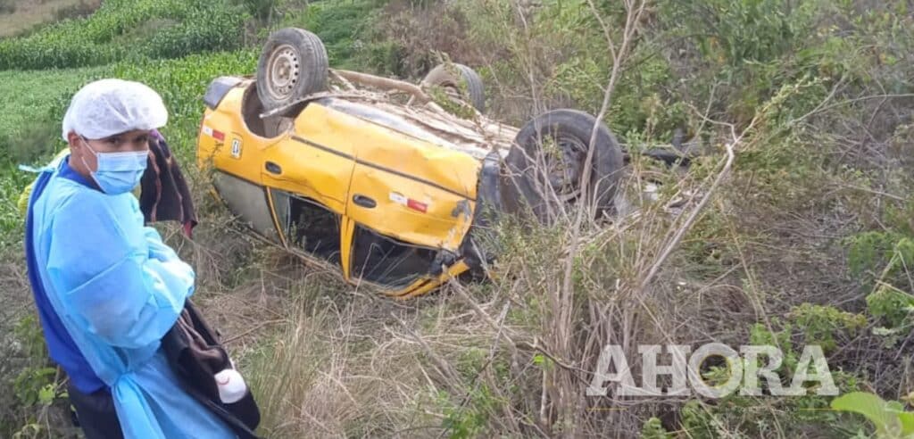 Pasajeros se salvaron de morir tras caer a abismo de 250 metros de profundidad