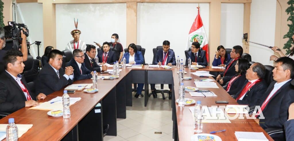 A tres meses de gestión, consejeros regionales buscarían aumentarse las dietas