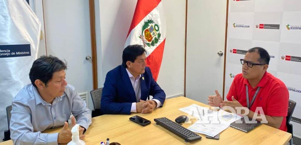 Alcalde de Amarilis gestiona mayor presupuesto para obras en la PCM