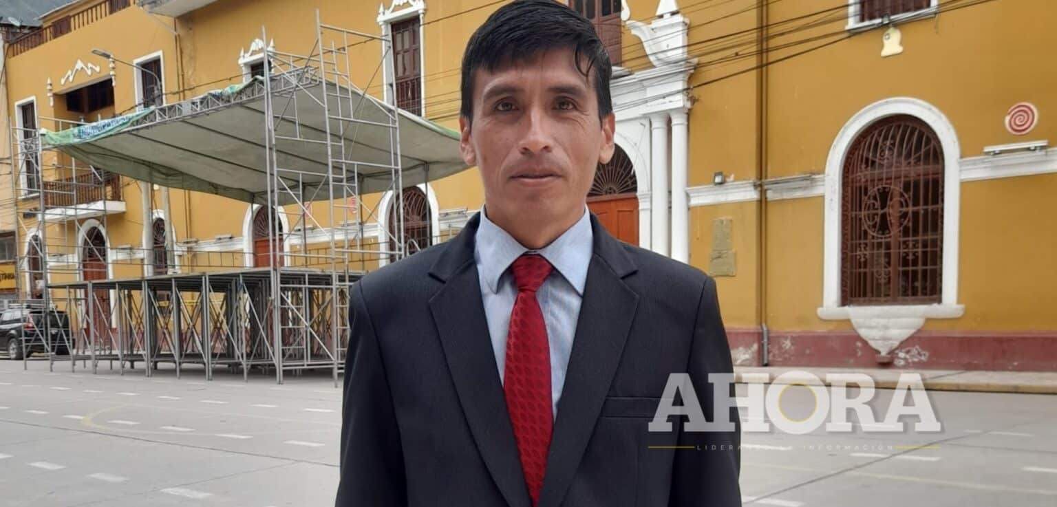 Prefecto de Huánuco instó a autoridades velar por un buen inicio del año escolar