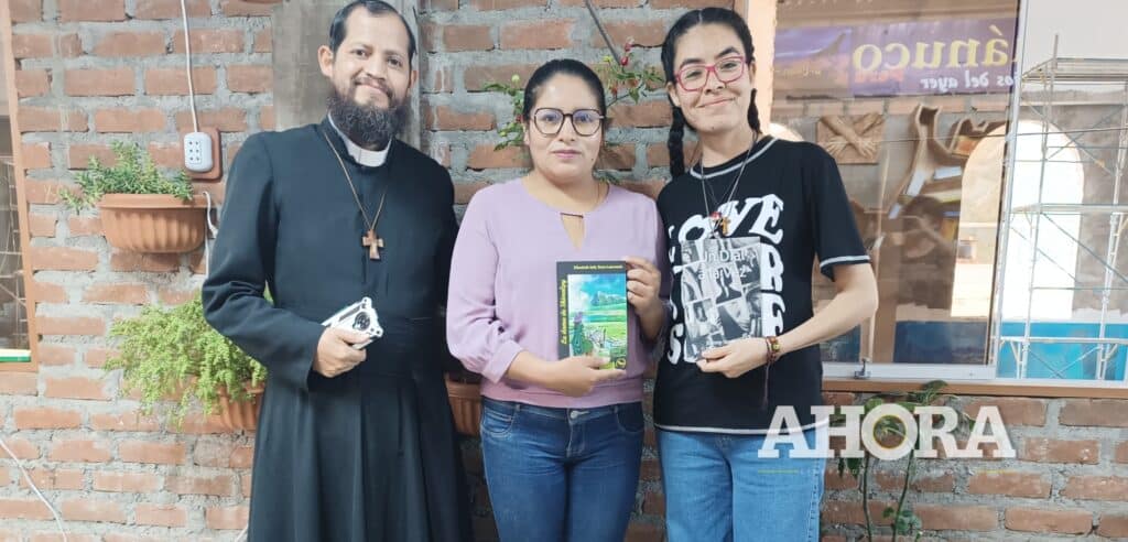 Café literario de Tomaykichwa presentó a Elizabeth Deza y Bonny Durand