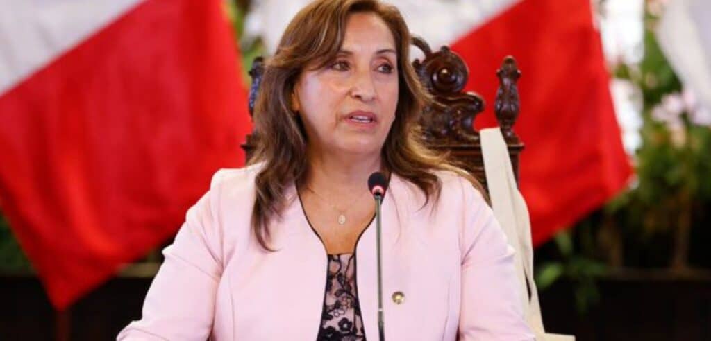 Dina Boluarte declaró por contrataciones irregulares vinculadas a su exasesora