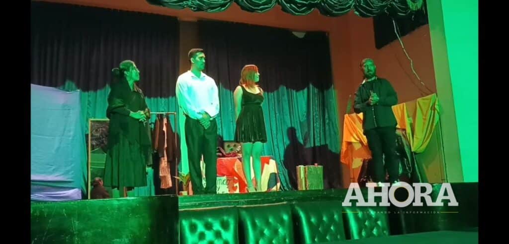 Willd Chas - Artes Escénicas presentó “El último cliente”