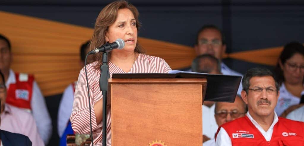 Dina Boluarte pidió a gobernadores y alcaldes ejecutar sus presupuestos