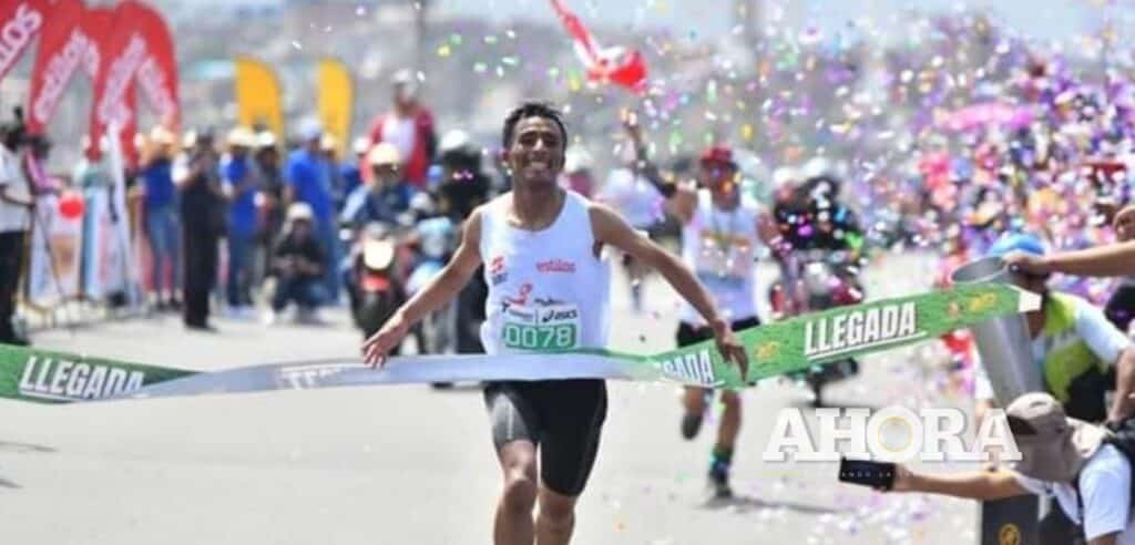 Pasqueño Jhon Atachagua ganó maratón internacional 42k en Arequipa