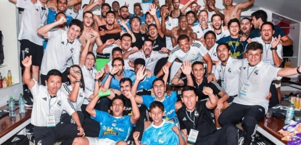 Cristal pasó a tercera ronda de la Copa Libertadores