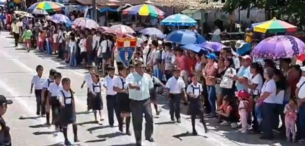 Huamalíes: C.P. Cachicoto celebró 58 años fundación con desfile cívico-escolar