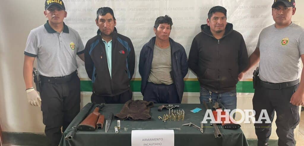 Tres personas fueron detenidas con escopetas, revólver y munición en Ripán