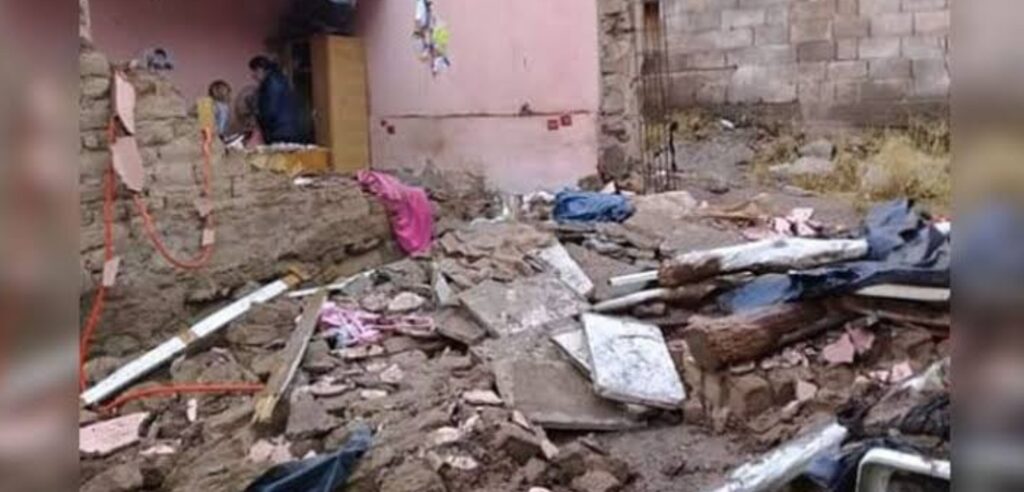 Pistas dañadas y viviendas colapsadas por lluvias en Yanahuanca