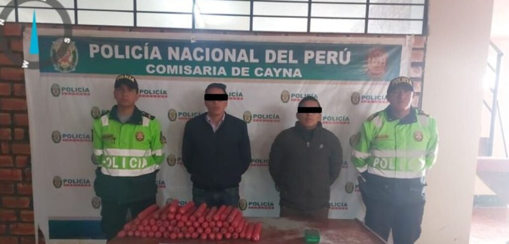Intervienen a sujetos que transportaban detonadores y explosivos