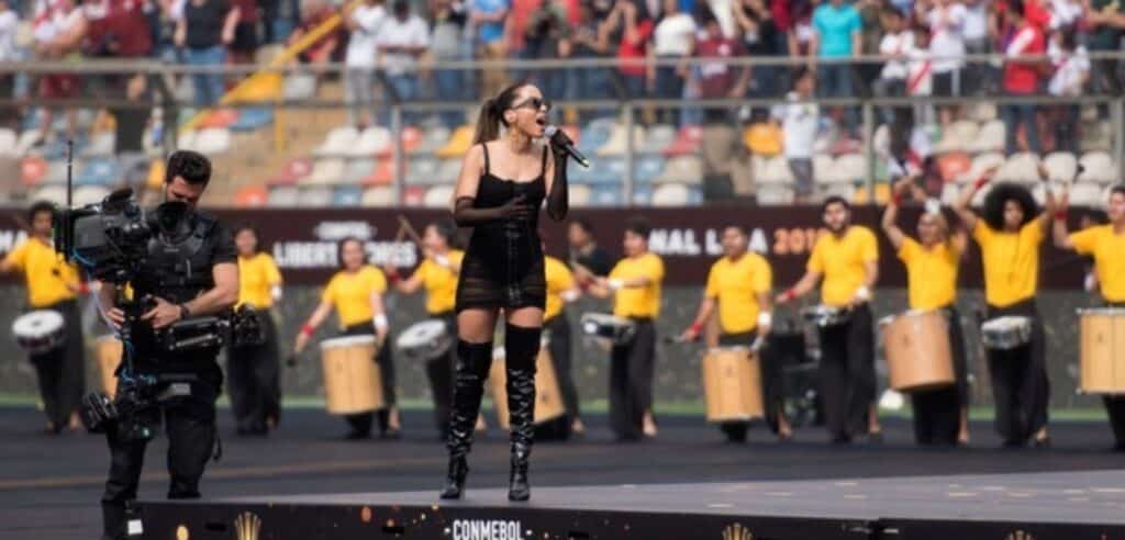 Indecopi multa a la FPF y a la U por la final de la Copa Libertadores de 2019