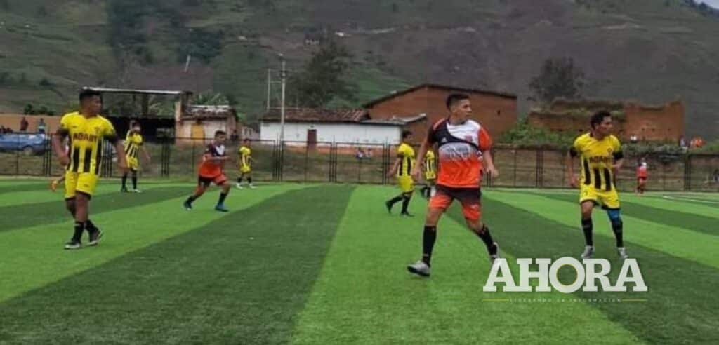 En Acomayo comenzó la liguilla final