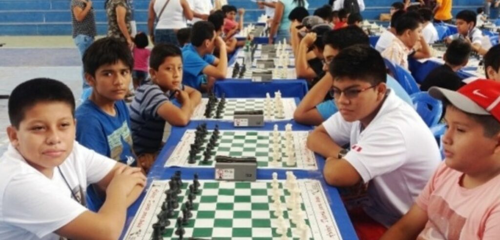 Huanuqueños conforman la selección nacional de ajedrez escolar
