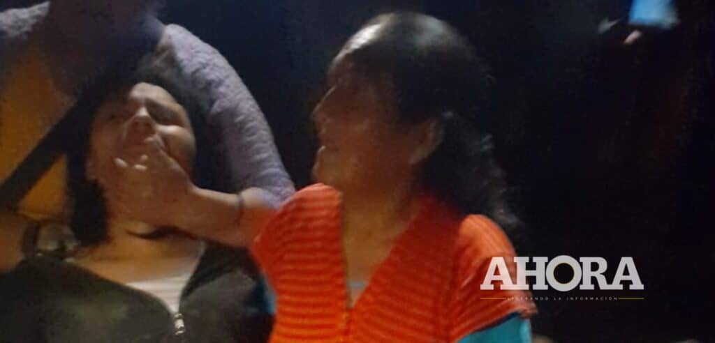 Familiares sobrevivieron tras ser aplastados por una pared en Amarilis