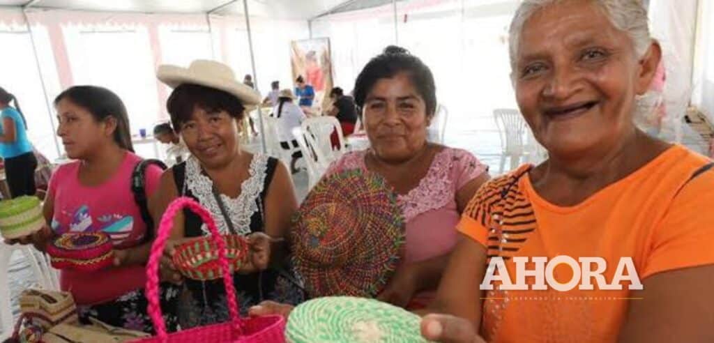 Convenios, capacitaciones y talleres buscan empoderar a más de 700 mujeres