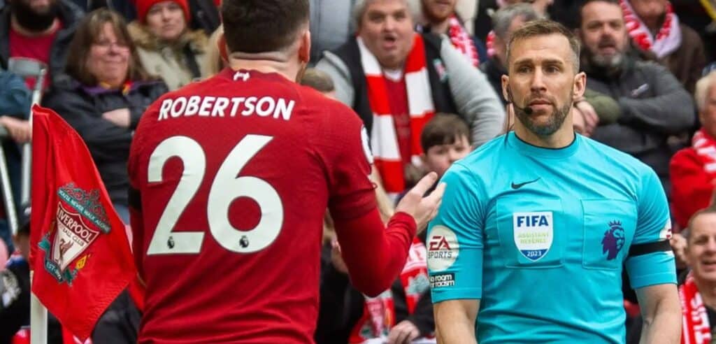 Castigan a árbitro que agredió a un jugador en la Premier League