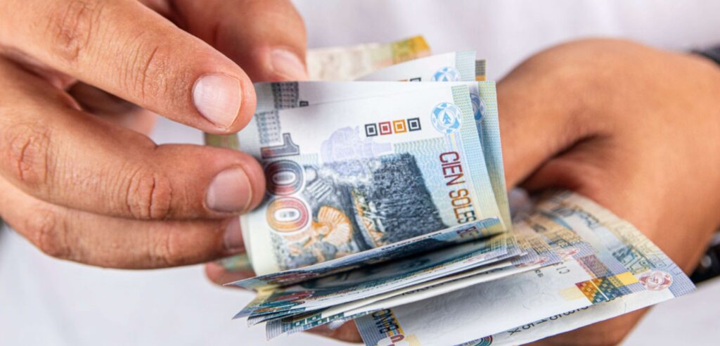 Ministro de Economía: “A pesar de todo, Perú tiene la moneda más fuerte de la región”