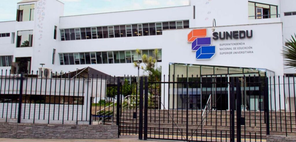 Sunedu gastó más de S/3 millones en órdenes de servicio “a dedo” entre marzo y abril