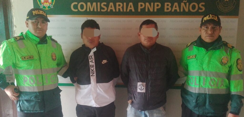 Dos hermanos fueron detenidos por robo de camioneta