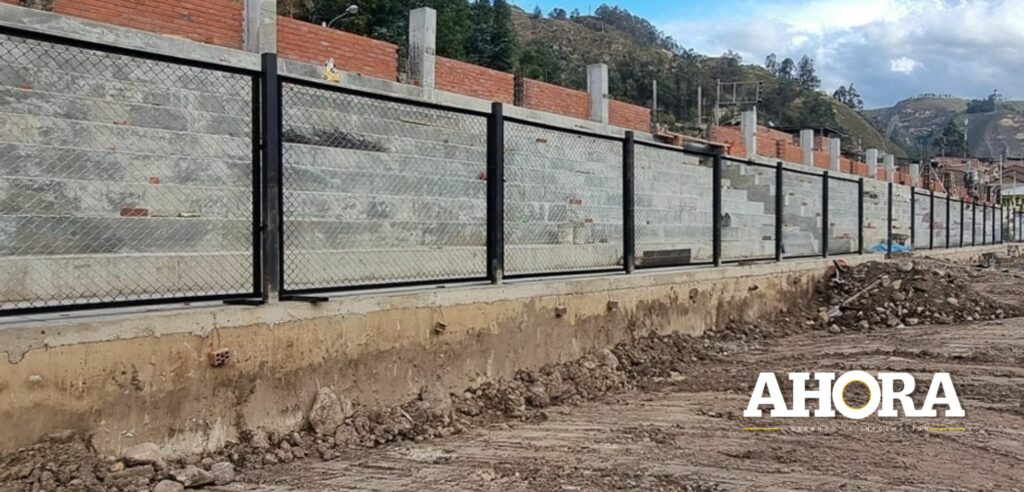 En La Unión construyen estadio para fútbol