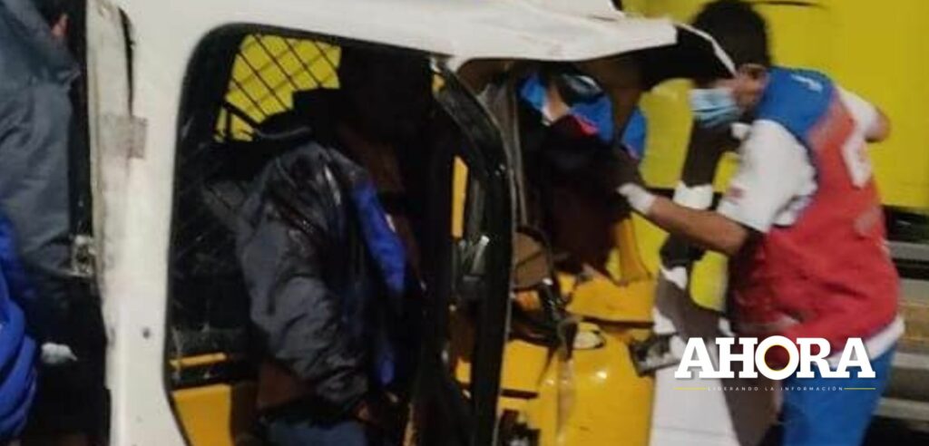 Ebrio causa accidente y deja gravemente herido a transportista