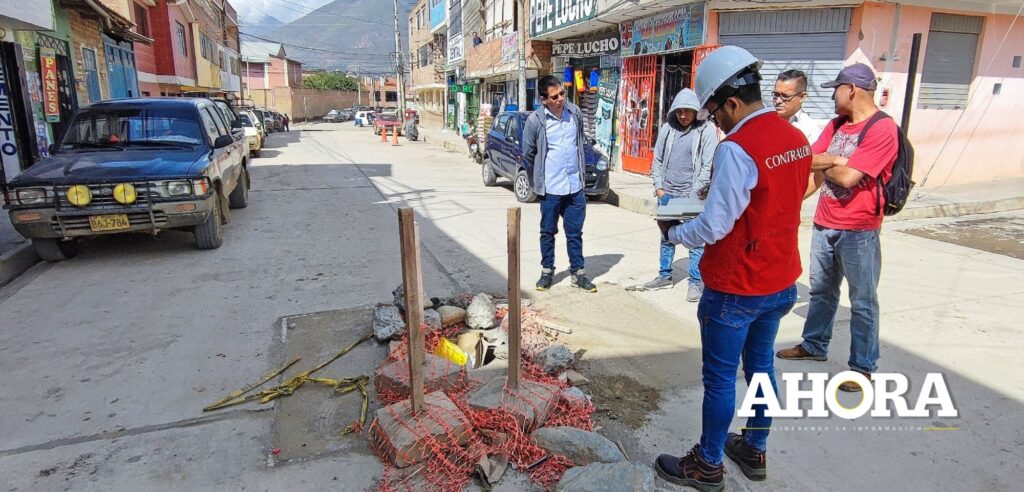 Detectan graves deficiencias en pistas y veredas de las cuadras 16 y 17 del jirón San Martín