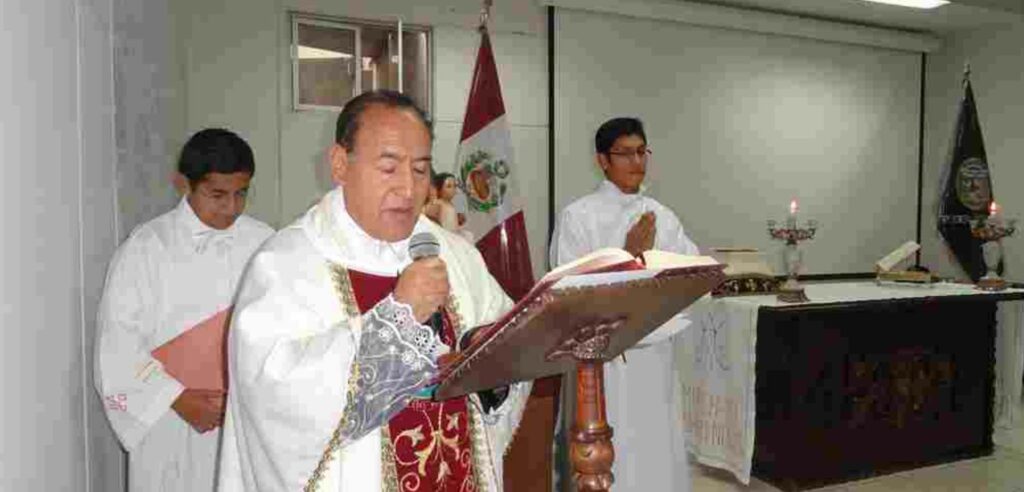 PJ contrató a un sacerdote por S/17 000 mensuales para asesorías espirituales