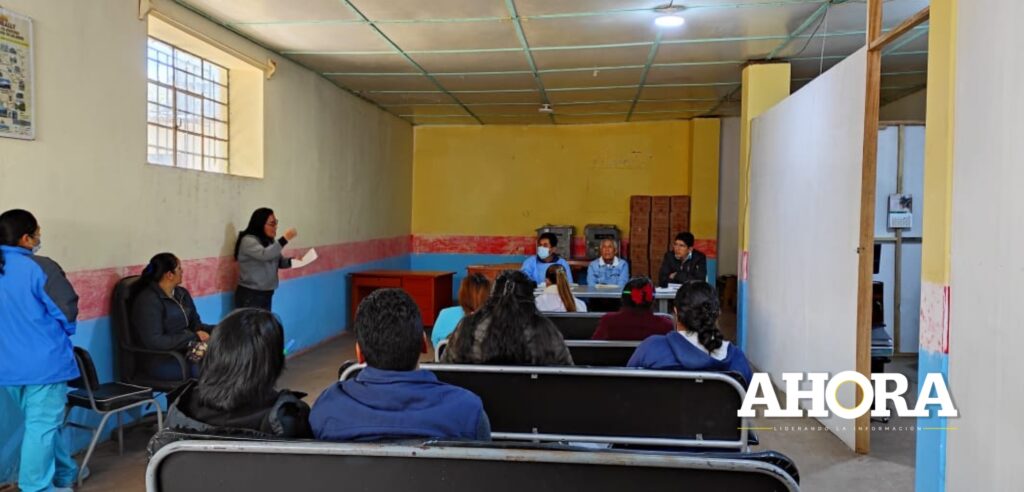 Dan plazo de 48 horas para que directora de R.S. de Dos de Mayo brinde sus descargos