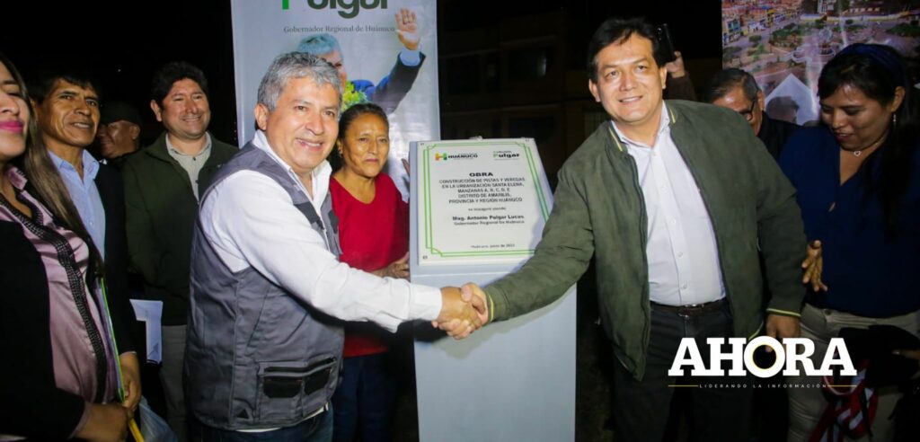 Inauguran obra de pistas y veredas de la urbanización Santa Elena de Amarilis