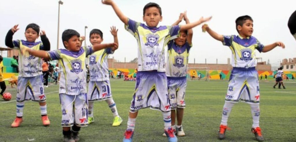 Comenzó torneo Creciendo con el fútbol en Cerro de Pasco