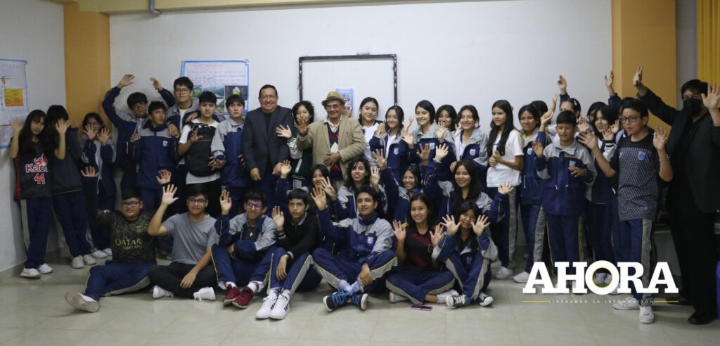 Por las calles de Huánuco con Cronwell Jara