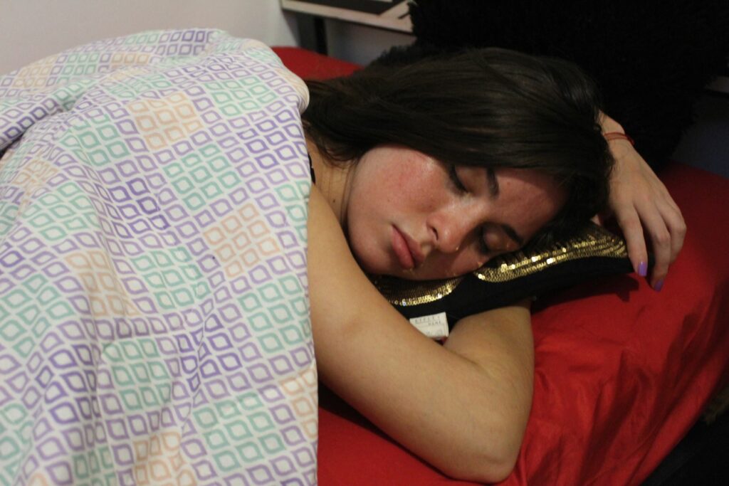 las personas pueden promover la salud del bazo y el estómago, mejorar el metabolismo del agua y la humedad y aliviar los ronquidos