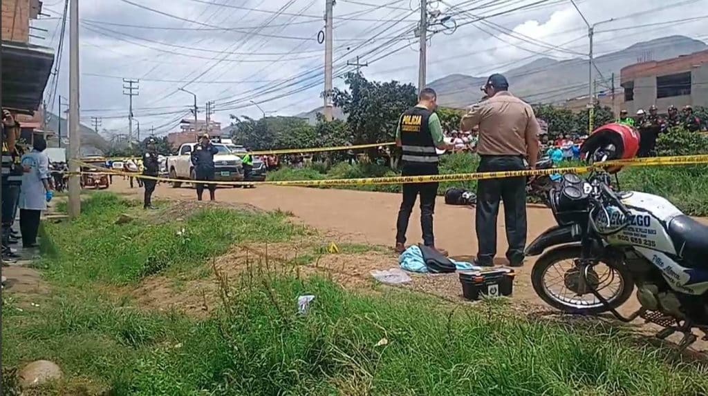 Sicarios Venezolanos Ejecutan A Dos Colombianos En Huanuco Imagenes Impactantes