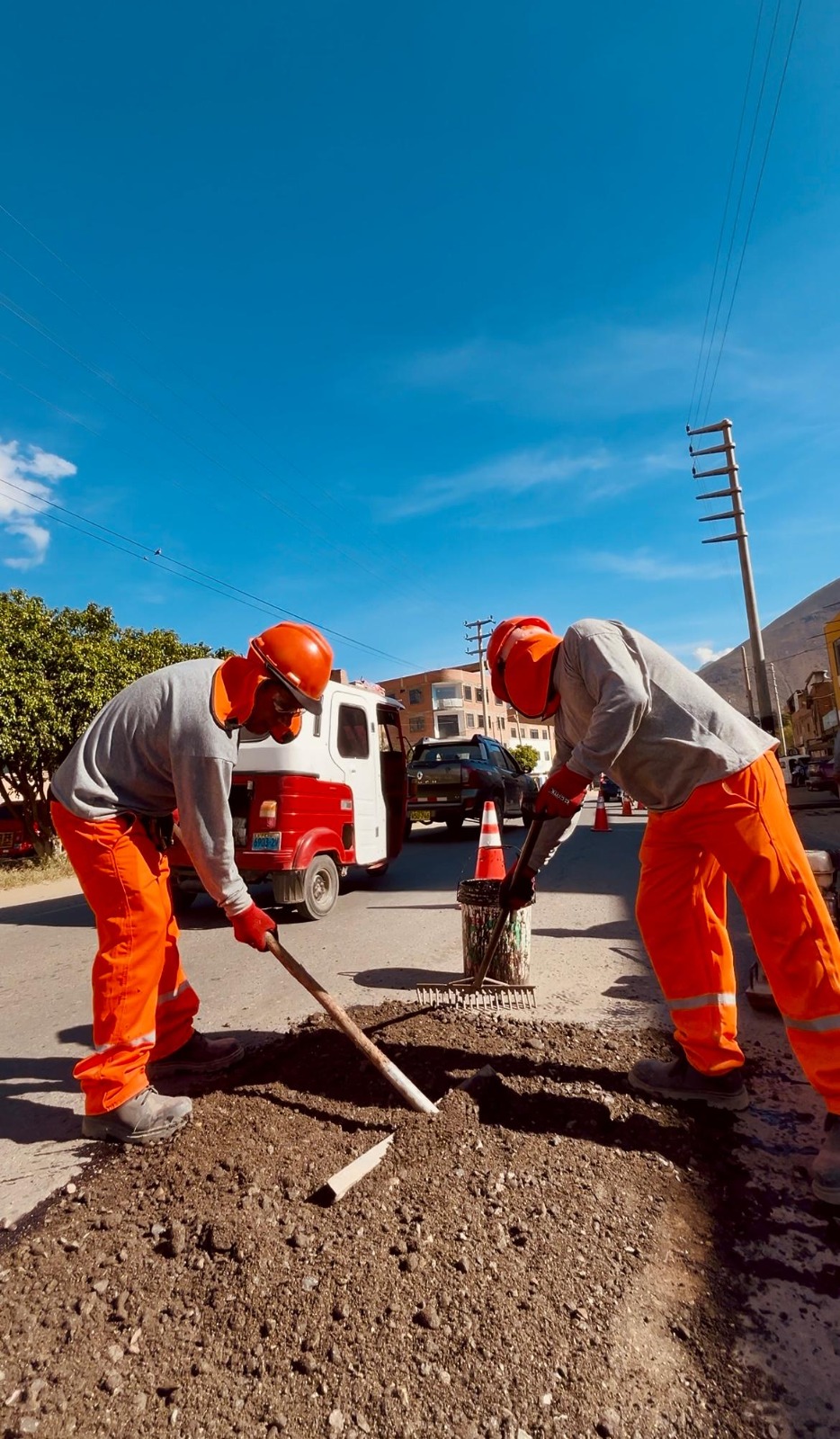 Amarilis Inicia Bacheo De 16 Km En Via Regional Tras Convenio Con Provias
