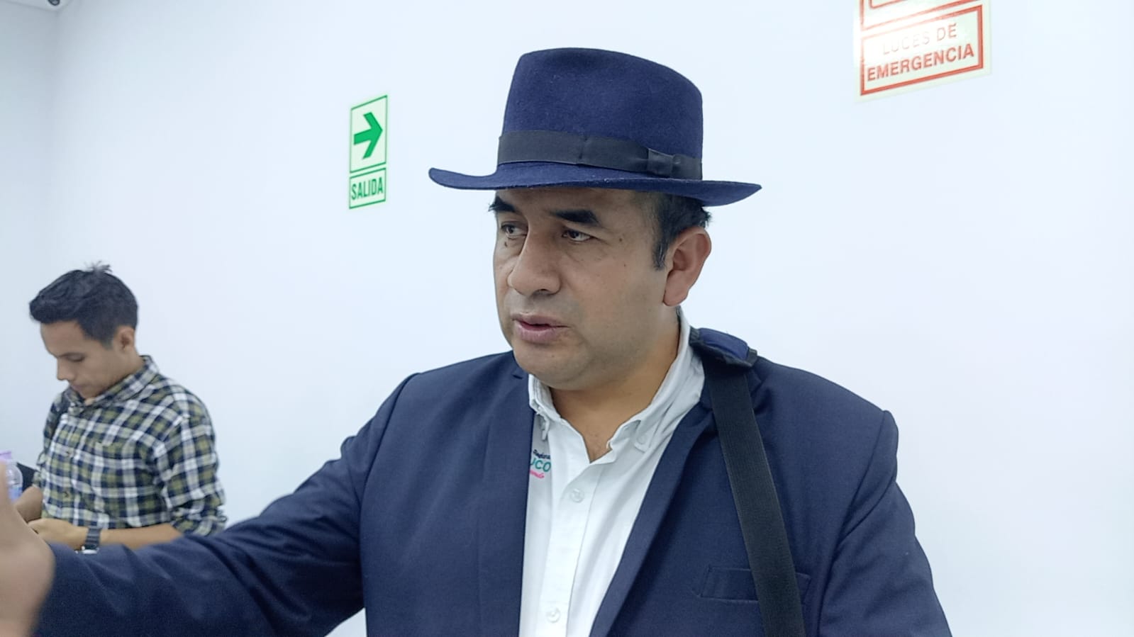 Ricardo Prado Cuestiona Ausencia Del Gobernador En Sesion Del Consejo Regional De Huanuco