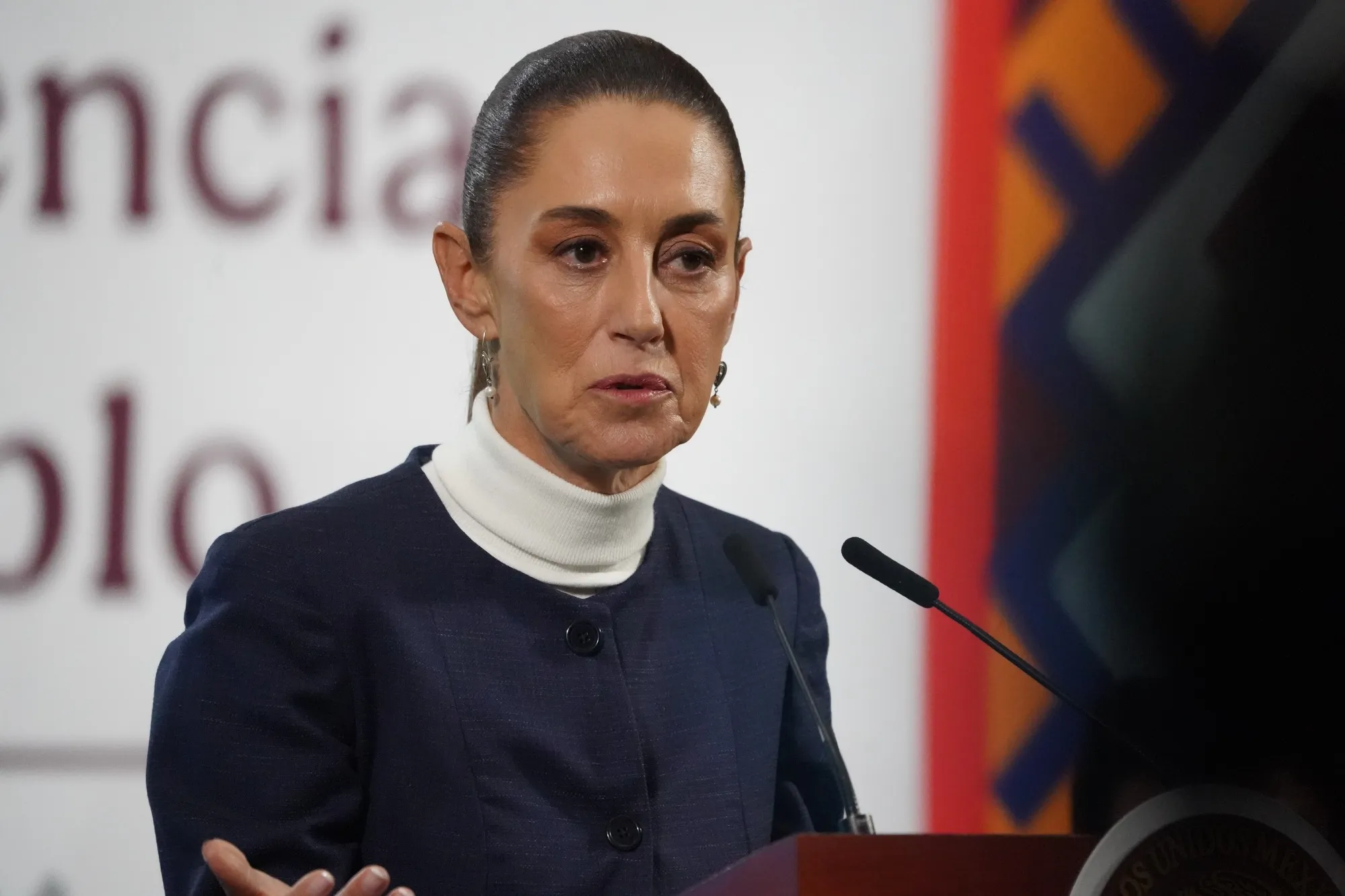 Sheinbaum Alcanza 76 De Aprobacion Ciudadana Tras Siete Meses En El Poder