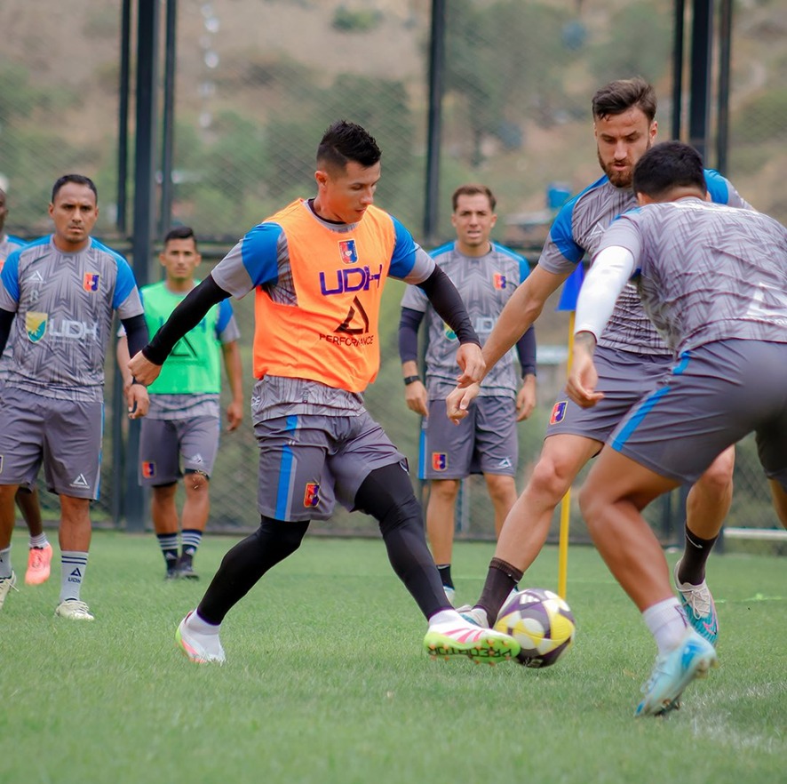 Suspendido Torneo Apertura Por Las Eliminatorias