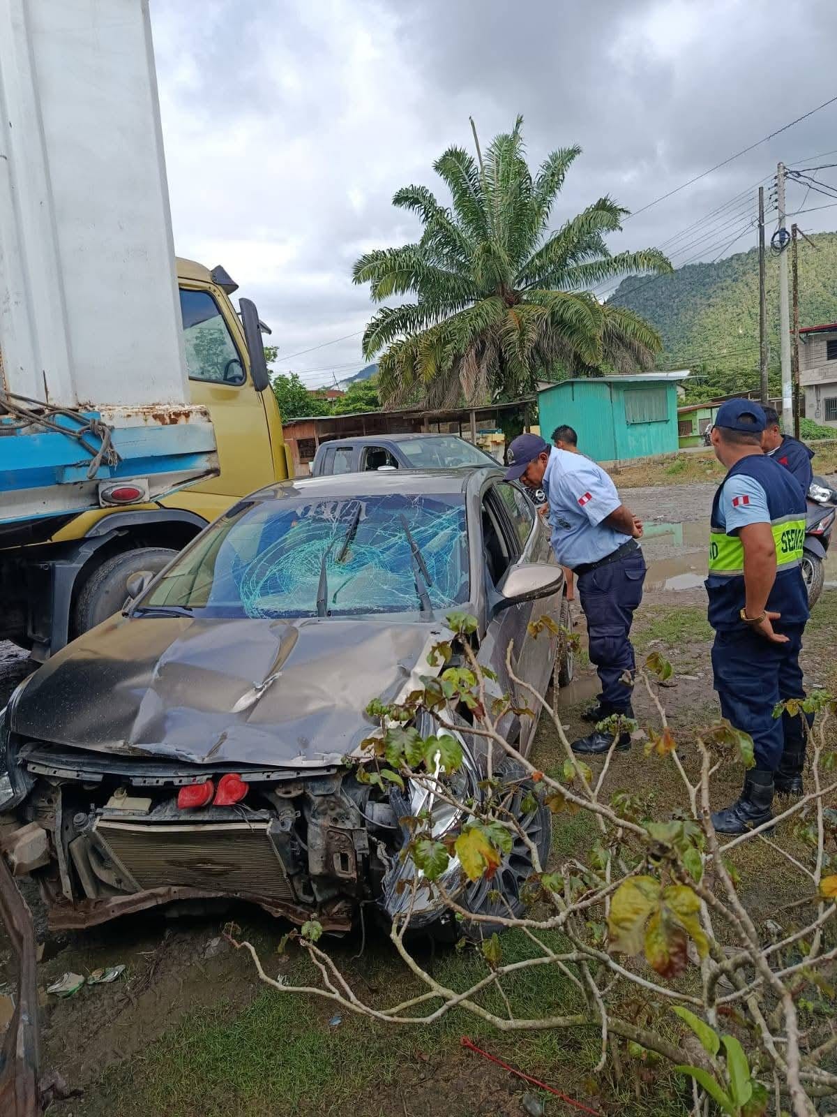 143 Dos Personas Resultan Heridas En Accidente De Transito En Sausal