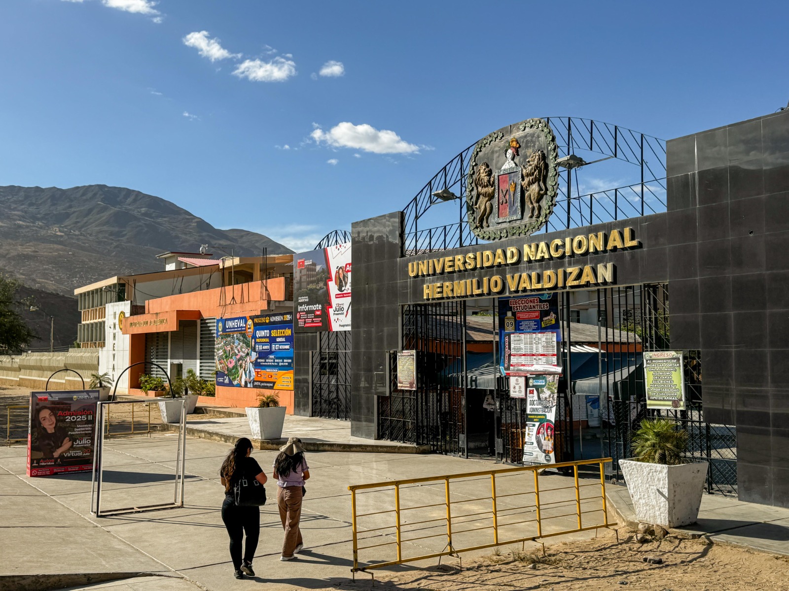 160 Jovenes Victimas Del Conflicto Armado Acceden A Becas Universitarias Completas