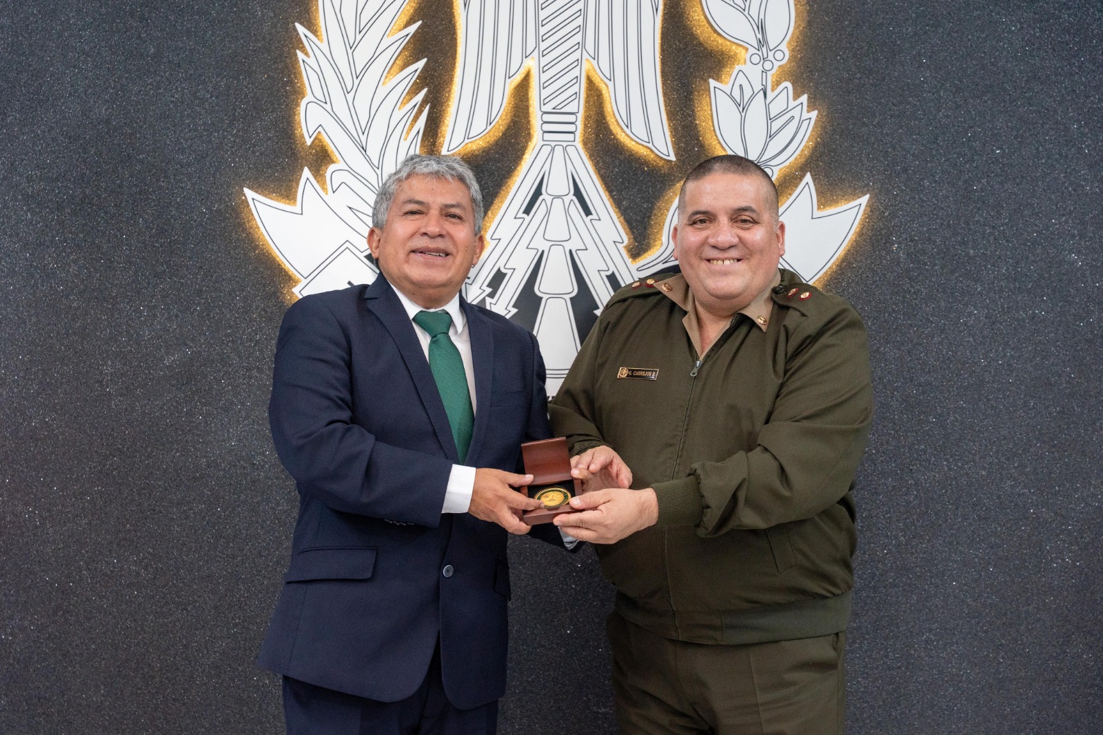 Ejercito Reconoce A Gobernador De Huanuco Por Colaboracion Institucional