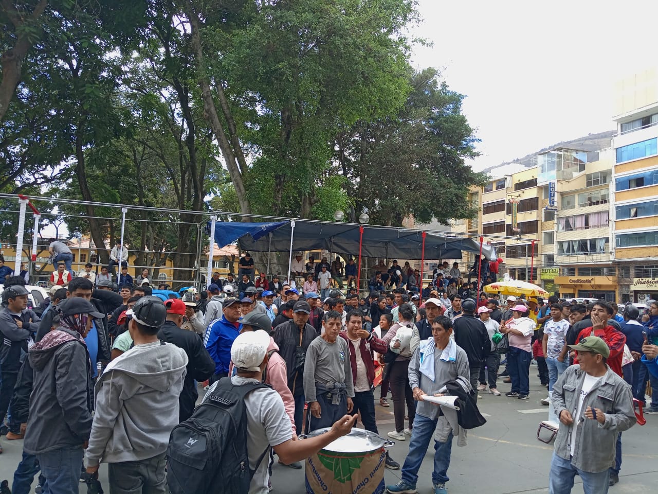 Obreros De Construccion Civil Exigen Reactivacion De Obras Paralizadas En Huanuco