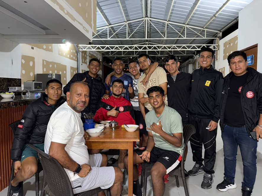 Operaron Con Exito Al Arquero De Construccion Civil