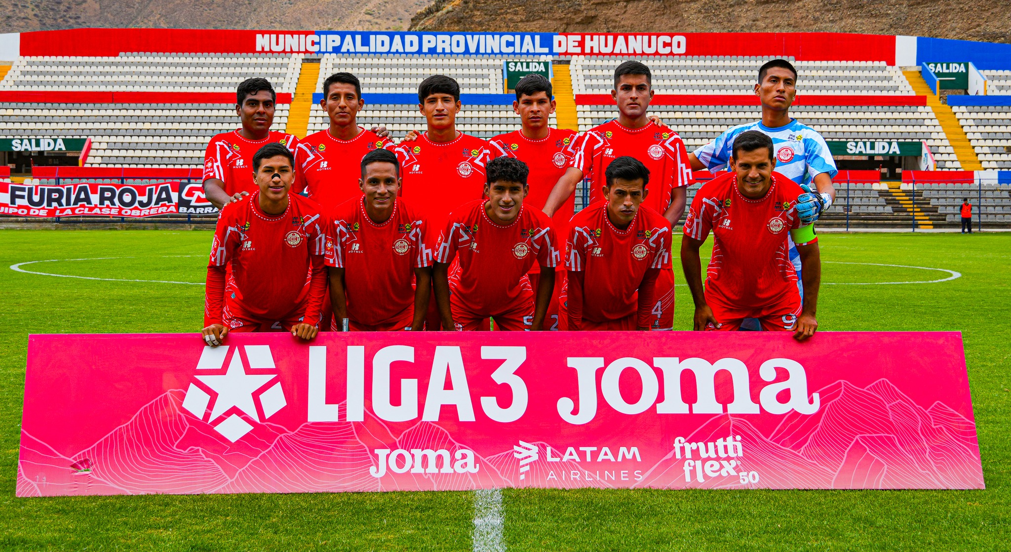 Rivales De Construccion Civil Se Acercan Peligrosamente En La Tabla