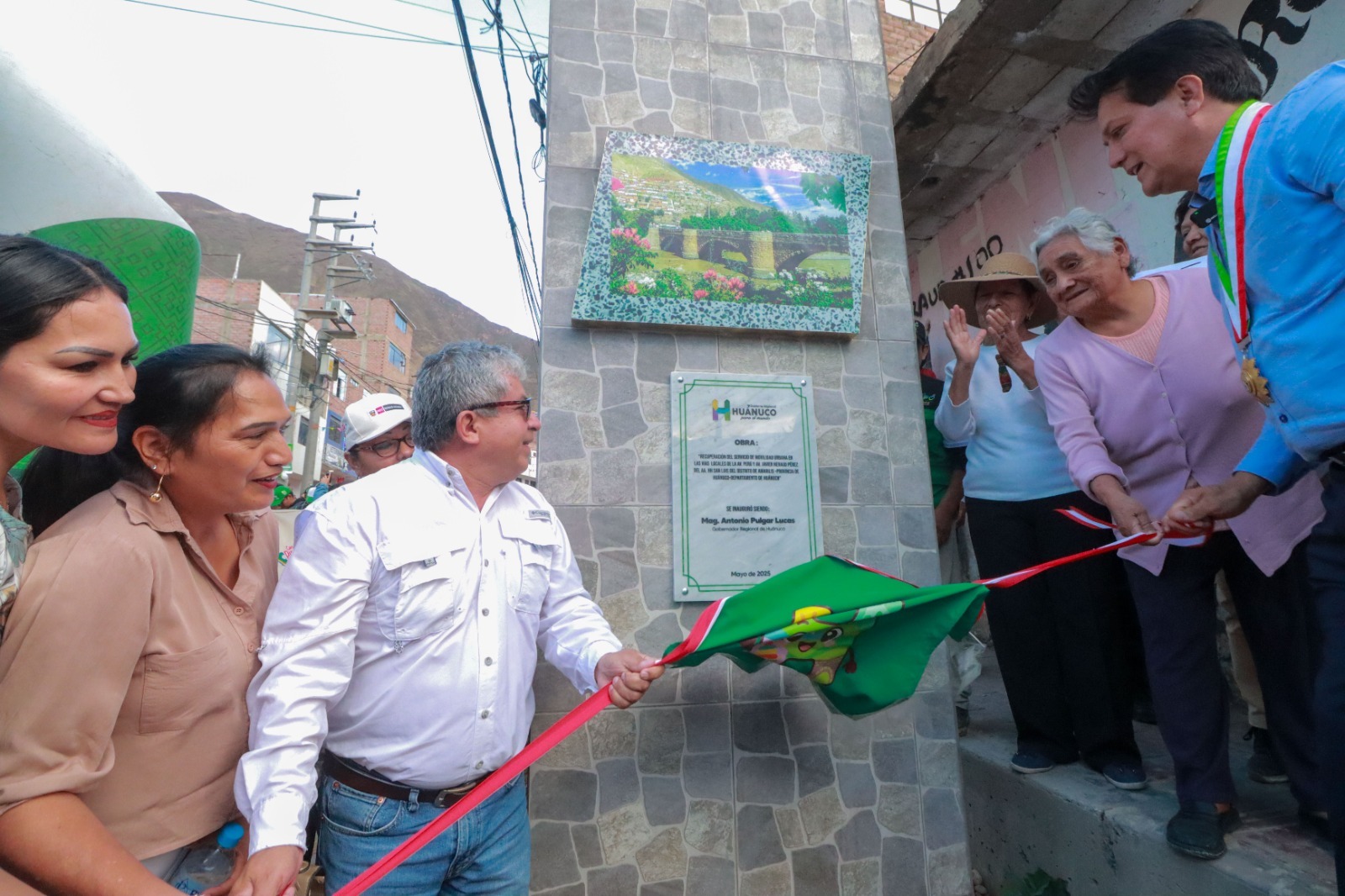 San Luis Accede A Pavimentacion De Su Via Principal Tras Mas De Cuatro Decadas De Espera