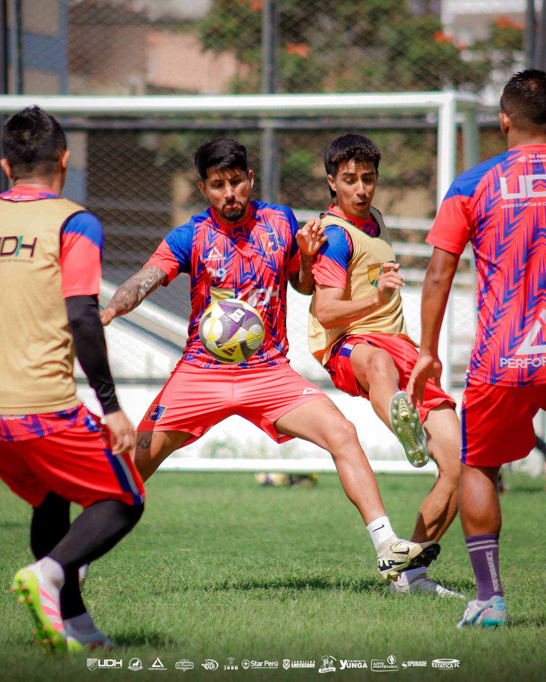 Se Aprieta La Cima Cinco Clubes Luchan Por El Torneo Apertura