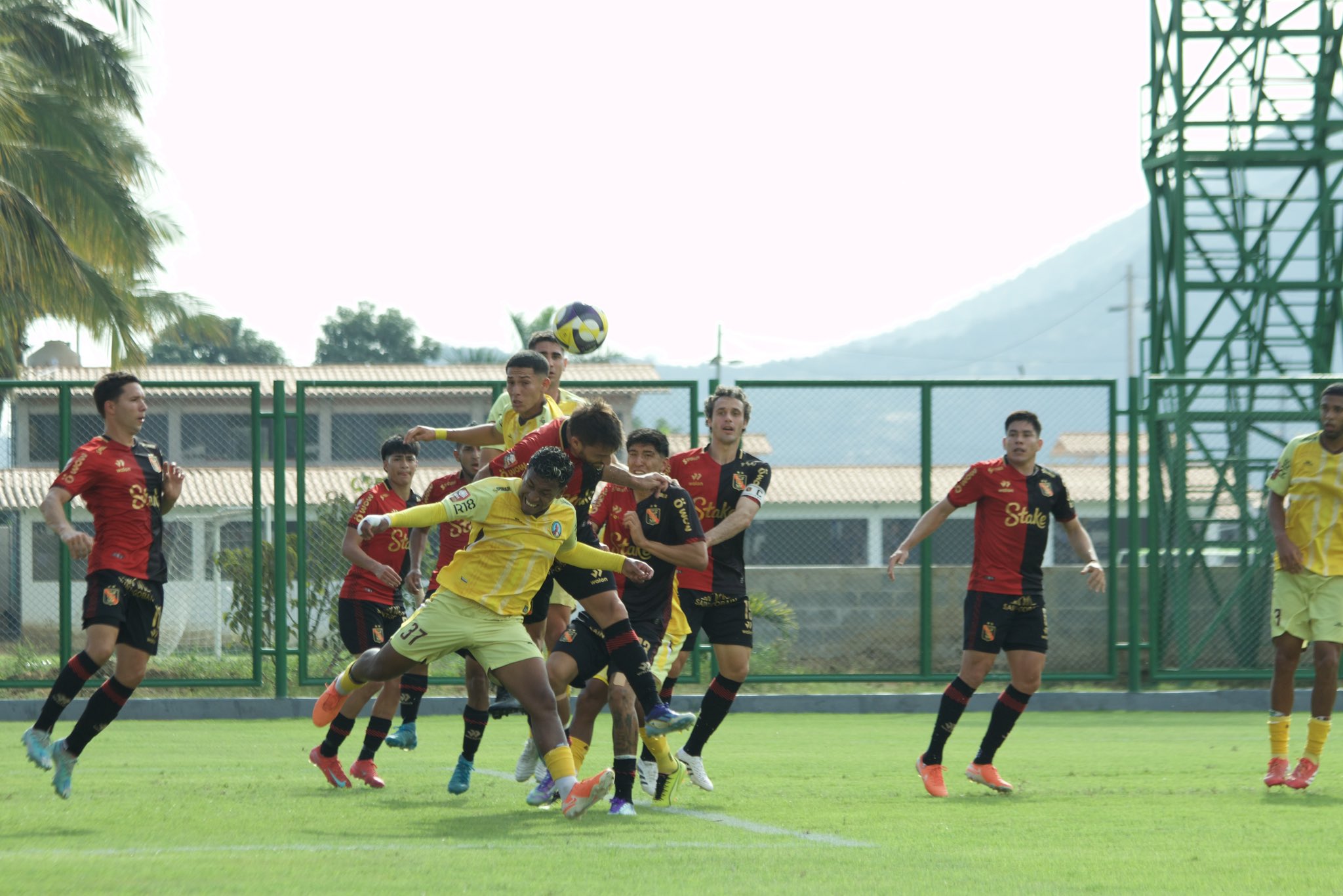 Juan Pablo Ii Y Fbc Melgar Empatan En Duelo Pendiente Del Torneo Apertura